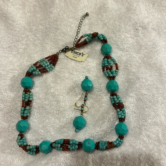 CHICOS BEADED NECKLACE & EARRINGS SET BNWT - Picture 4 of 6